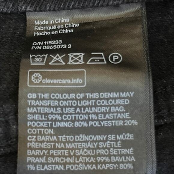 H&M Women's Black Solid High Rise Straight Denim Jeans Cut Off Mini Short Size 8 - Picture 4 of 4